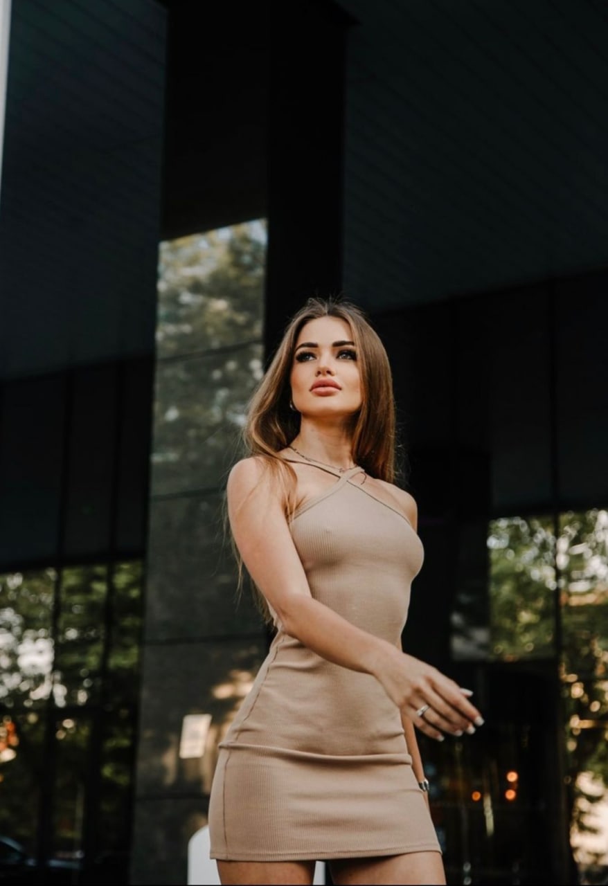 Эскортница Элина