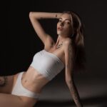 Эскортница Ада